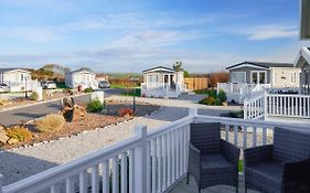 Looe Coastal Retreat